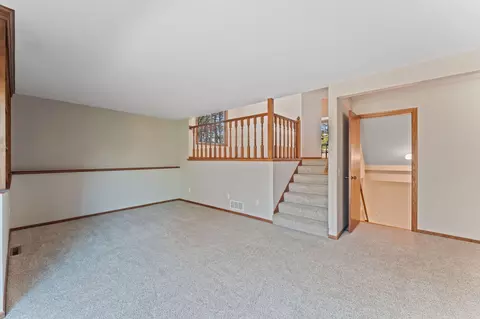 Living - 1407 Rebecca Ln, Eagan, MN 55122 photo 2 of 3