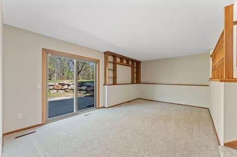 Living - 1407 Rebecca Ln, Eagan, MN 55122 photo 3 of 3