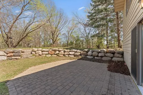 Exterior - 1407 Rebecca Ln, Eagan, MN 55122 photo 2 of 3