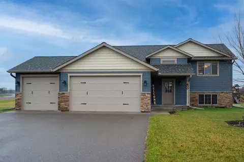 800 2nd Ave SW, Rice, MN 56367