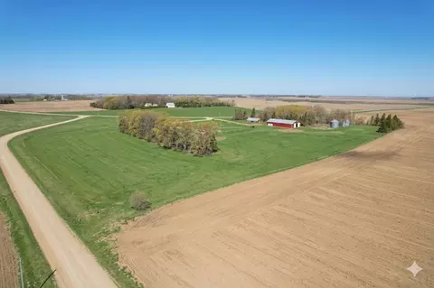 1110 110th Ave, Hadley, MN 56151