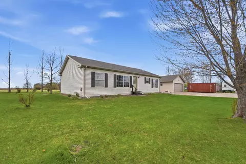 Exterior - 7405 160th St, Milaca, MN 56353 photo 2 of 8
