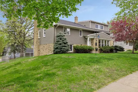 1939 Munster Ave, Saint Paul, MN 55116