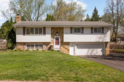 2600 E 121st St, Burnsville, MN 55337