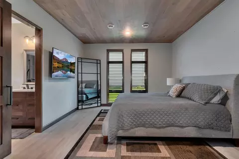 Bedroom - 2137 Tamarack Dr, Saint Cloud, MN 56301 photo 1 of 3