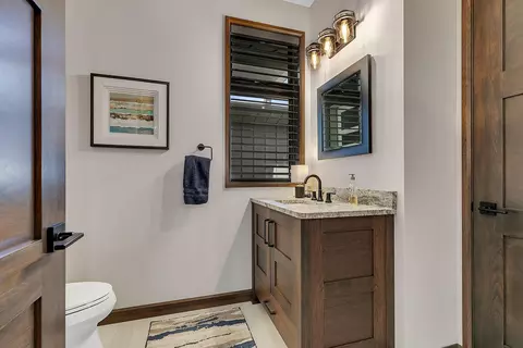 Bath - 2137 Tamarack Dr, Saint Cloud, MN 56301 photo 4 of 4