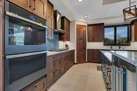 Kitchen - 2137 Tamarack Dr, Saint Cloud, MN 56301 photo 3 of 4