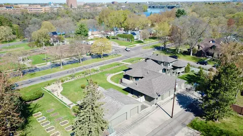 1300 Kilian Blvd SE, Saint Cloud, MN 56304