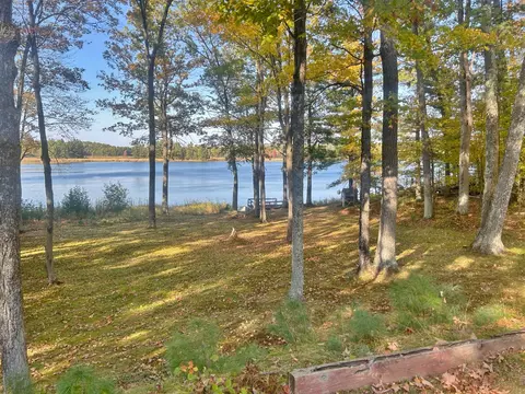 11404 N Farnsworth Rd, Hayward, WI 54843