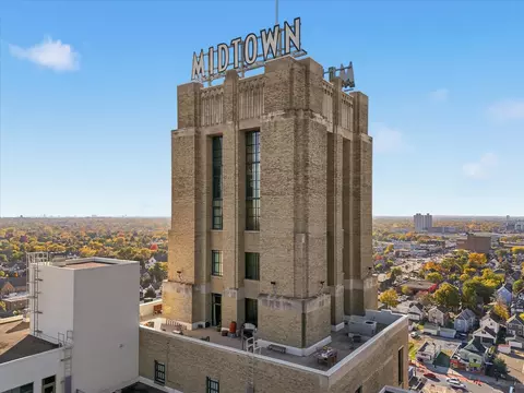 2929 Chicago Ave #1002, Minneapolis, MN 55407