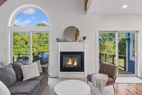 487 Northern Lights Dr, Prescott, WI 54021