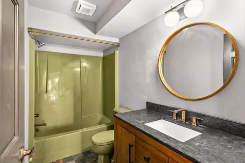 Bath - 2207 Heather Ave, Duluth, MN 55803 photo 5 of 8