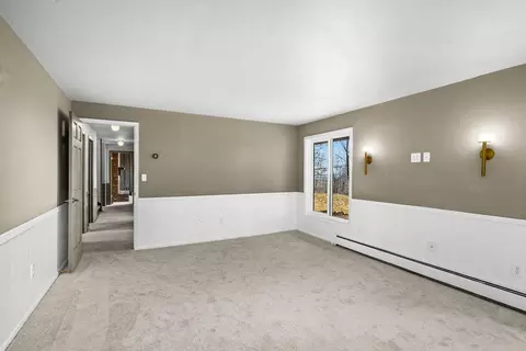Living - 2207 Heather Ave, Duluth, MN 55803 photo 8 of 8