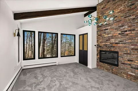Living - 2207 Heather Ave, Duluth, MN 55803 photo 5 of 8