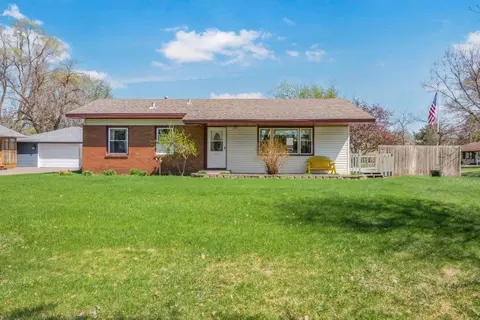 11323 Wren St NW, Coon Rapids, MN 55433
