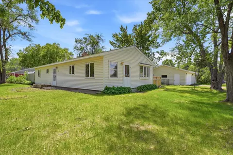 10050 Palm St NW, Coon Rapids, MN 55433