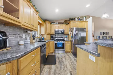 Kitchen - 4236 38th Ave S, Fargo, ND 58104 photo 2 of 3