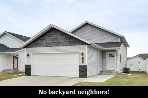 1207 Barnes Dr W, West Fargo, ND 58078
