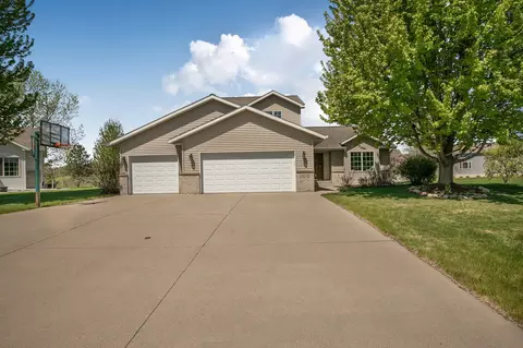 409 12th St N, Cold Spring, MN 56320
