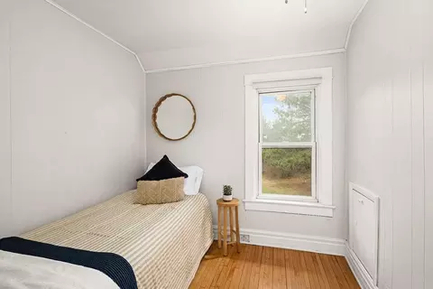 Bedroom - 3206 Minnesota Ave, Duluth, MN 55802 photo 4 of 7