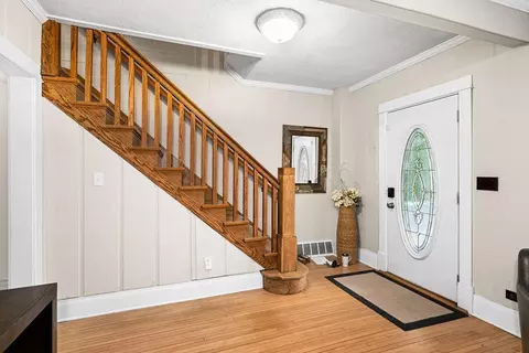 Entry Way - 3206 Minnesota Ave, Duluth, MN 55802 photo 1 of 2