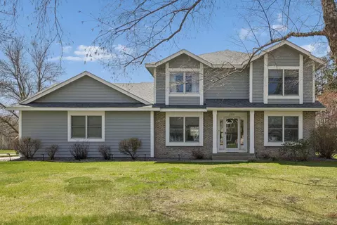 2721 Meadowrose Blvd, Saint Cloud, MN 56301