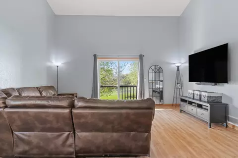 Living - 561 12th St SW, Faribault, MN 55021 photo 3 of 7