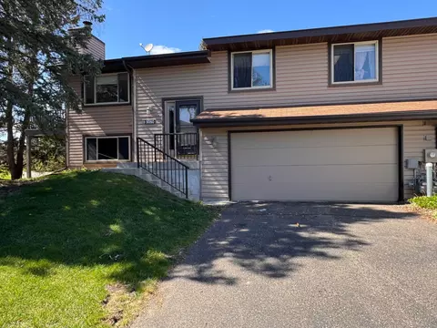 5050 147th St W, Apple Valley, MN 55124