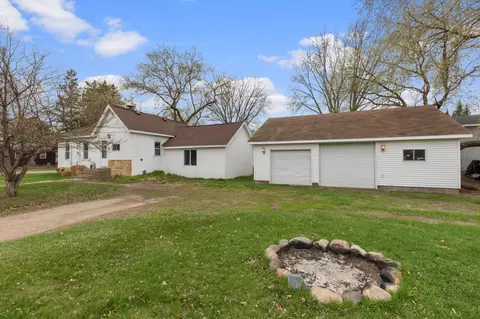 1123 K St NE, Brainerd, MN 56401