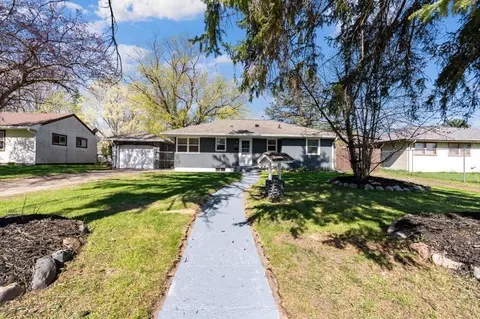 Exterior - 1301 9th Ave NE, Brainerd, MN 56401 photo 2 of 6