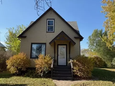 315 11th St N, Breckenridge, MN 56520
