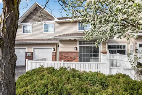 14194 Plymouth Ave, Burnsville, MN 55337
