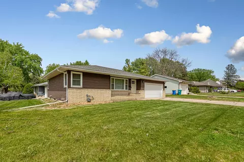 504 Havana Rd, Owatonna, MN 55060