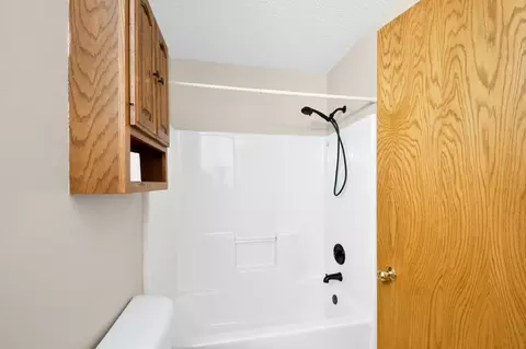 Bath - 3301 30 Ave S, Fargo, ND 58103 photo 3 of 4