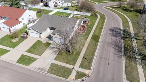 View/Area - 3301 30 Ave S, Fargo, ND 58103 photo 6 of 11