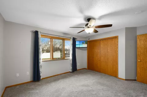 Bedroom - 3301 30 Ave S, Fargo, ND 58103 photo 4 of 10