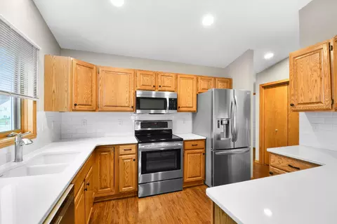 Kitchen - 3301 30 Ave S, Fargo, ND 58103 photo 3 of 5