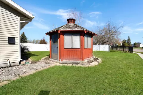 Exterior - 3301 30 Ave S, Fargo, ND 58103 photo 6 of 12