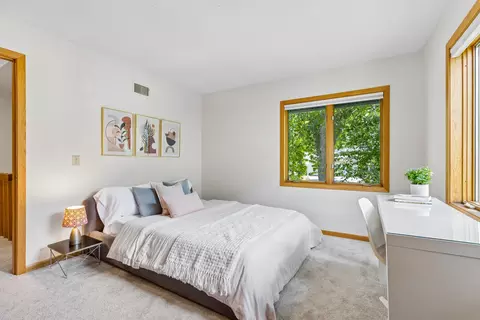 Bedroom - 3528 Widgeon Way, Eagan, MN 55123 photo 4 of 7