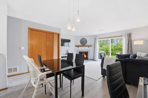 Dining - 3040 Shields Dr #104, Eagan, MN 55121 photo 3 of 4