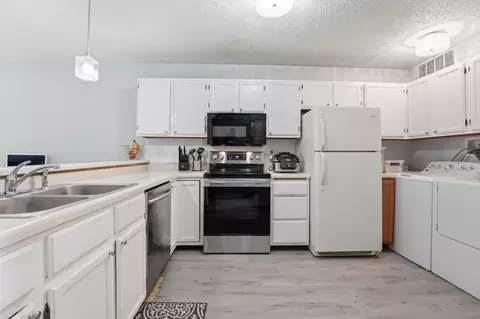Kitchen - 3040 Shields Dr #104, Eagan, MN 55121 photo 1 of 3