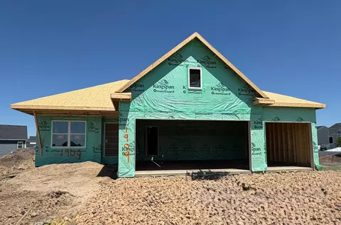 1909 Dogwood Ct, Carver, MN 55315
