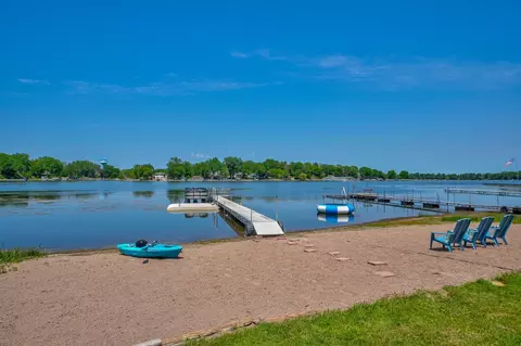 29645 Neal Ave, Lindstrom, MN 55045