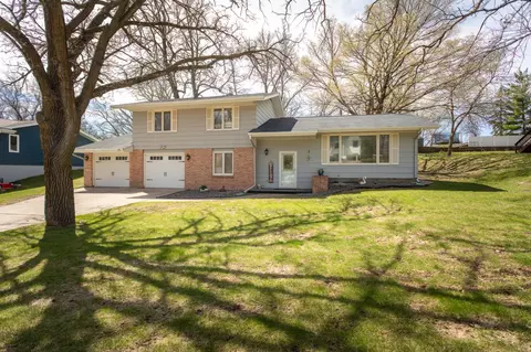 905 Viking St, Alexandria, MN 56308