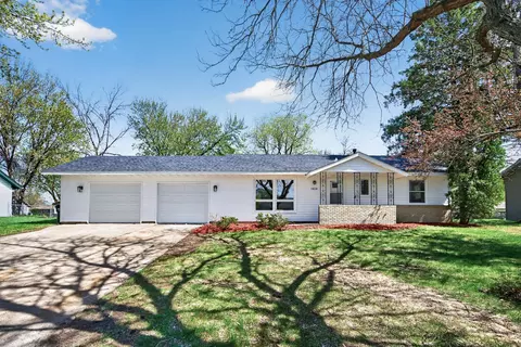10325 Zion St NW, Coon Rapids, MN 55433