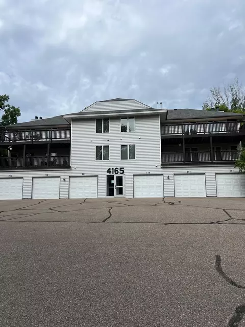 4165 Hilltop Pt #102, Eagan, MN 55123