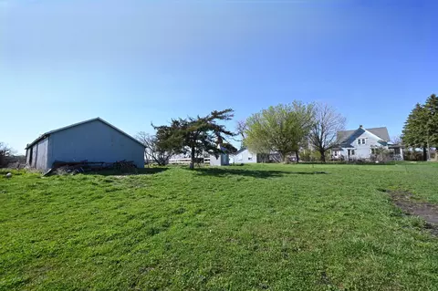 Exterior - 33758 171st Rd, Montgomery, MN 56069 photo 10 of 12