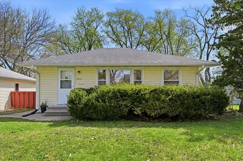 3511 Yukon Ave S, Saint Louis Park, MN 55426