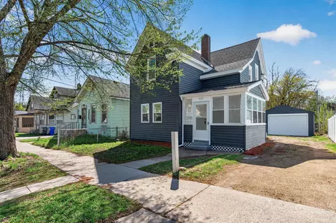 531 Forest St, Saint Paul, MN 55106