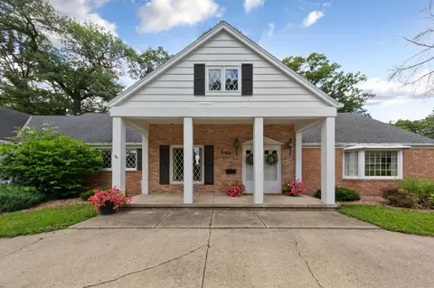 2100 Linn Dr, Owatonna, MN 55060